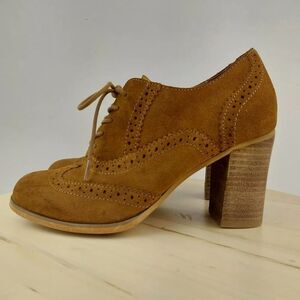 Steve Madden Oxford Booties Sz 7M Omyra Brown Suede Wingtip Stacked Chunky Heel